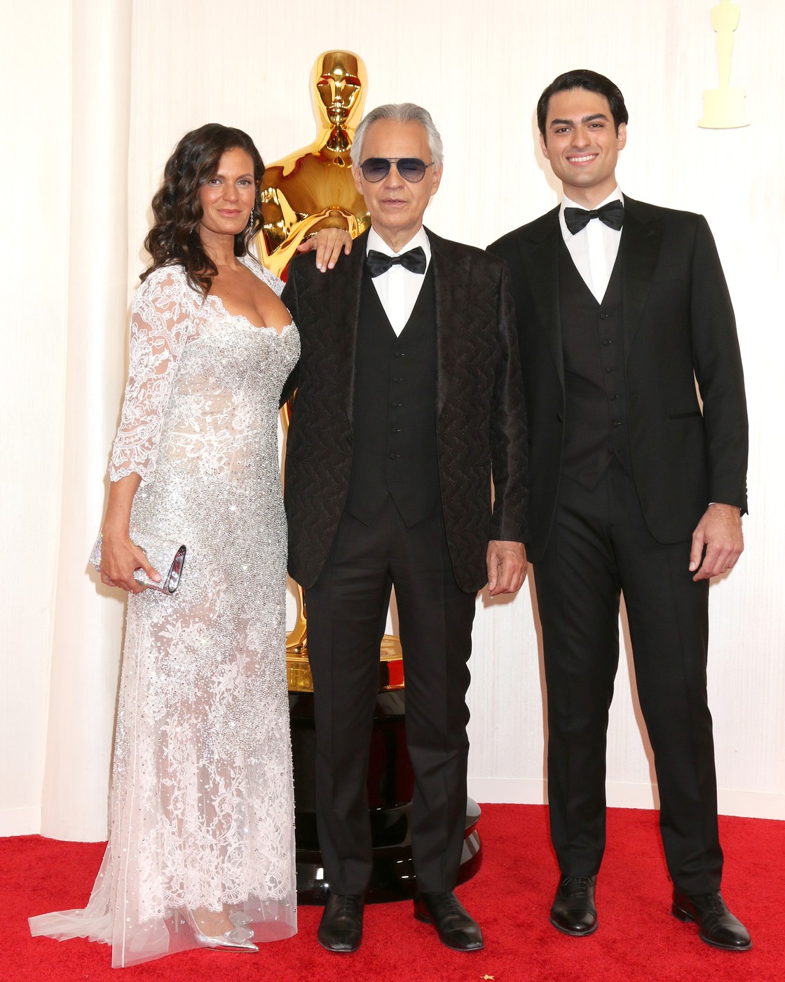 Cum arată soția lui Andrea Bocelli. Pe el îl știe toată planeta, dar nu mulți au văzut-o pe ea. Este de o frumusețe aparte FOTO