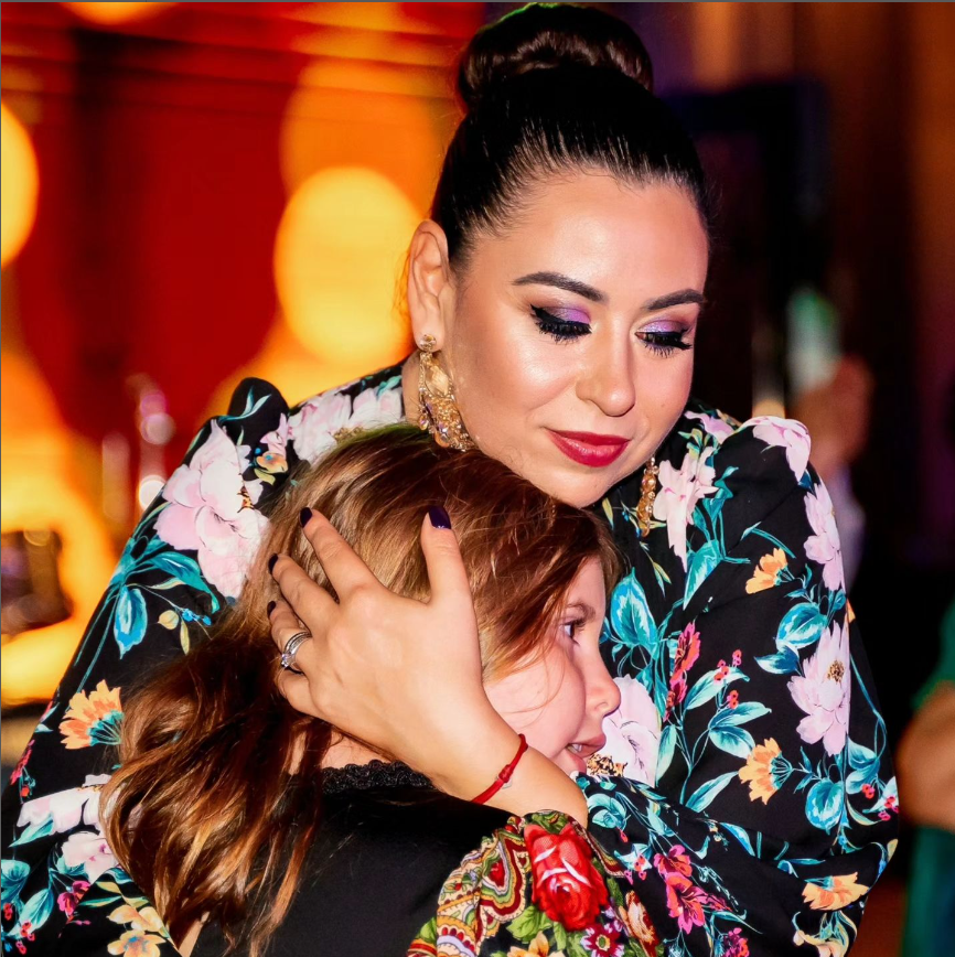 Decizia luată de Oana Roman, la o săptămână de la înmormântarea mamei sale. Fanii sunt surprinși