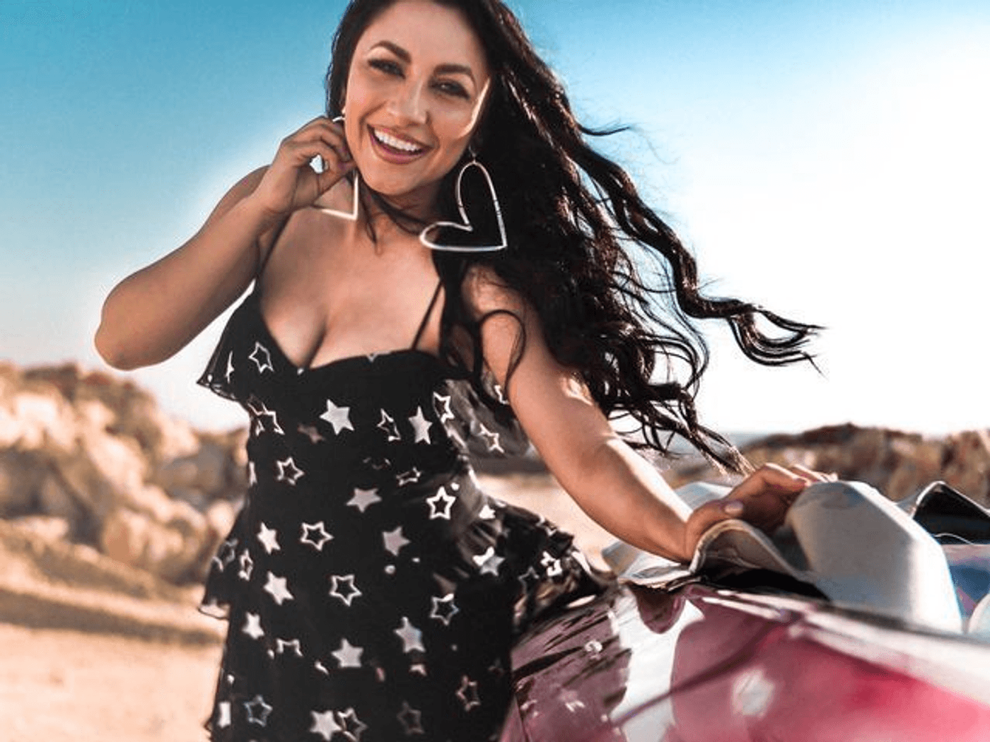 Ipostaze rare cu Andra in costum de baie 16