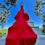 Iubita lui Pescobar este superba 23