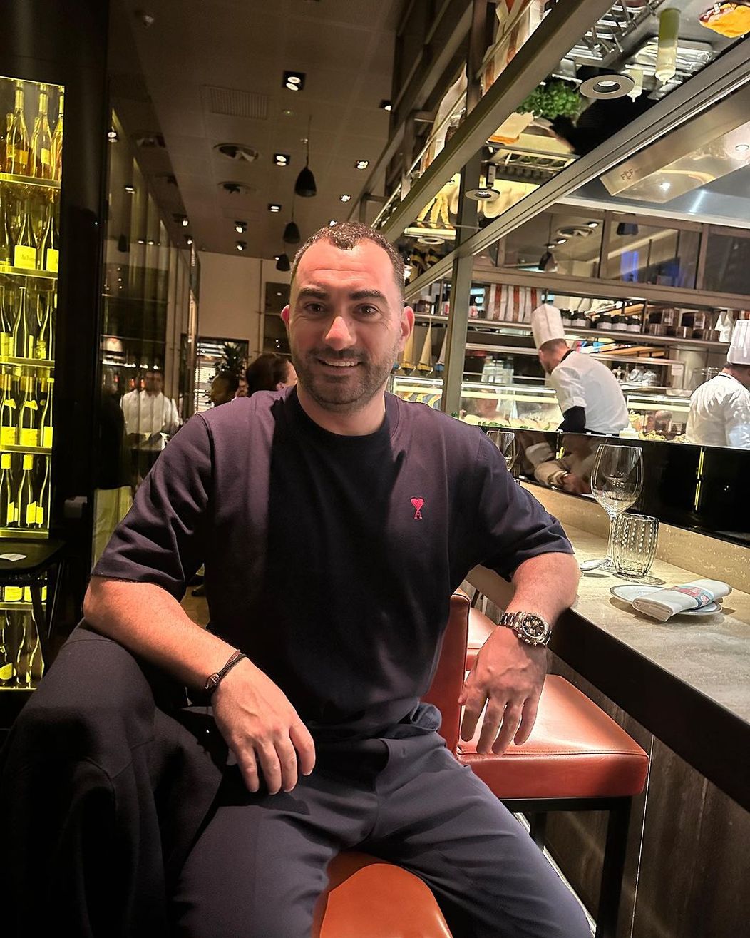 Iubita lui Pescobar este superba 5