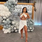 Larisa Popa, din ce in ce mai indrăzneata dupa plecarea de la Pescobar 22