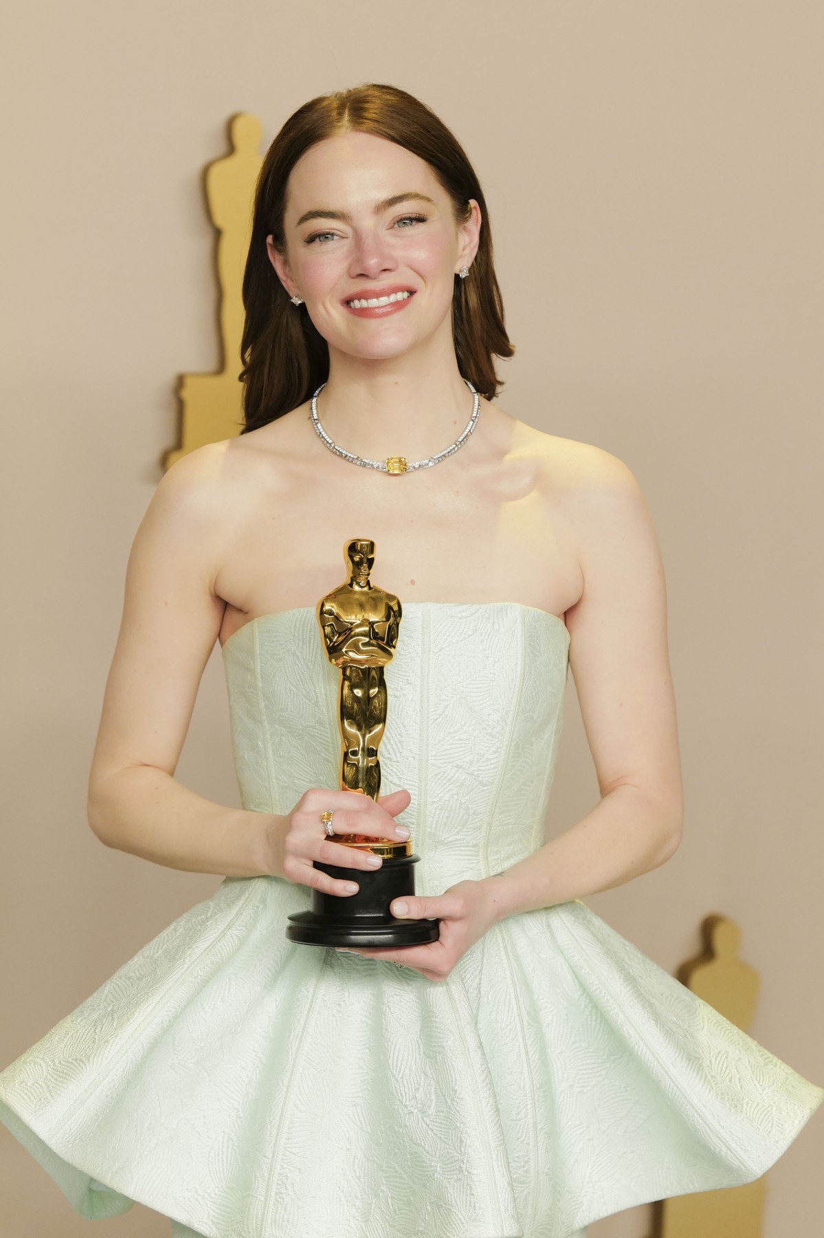 Momentul stanjenitor trait de Emma Stone, castigatoarea Oscar 2024 pentru cea mai buna actrita