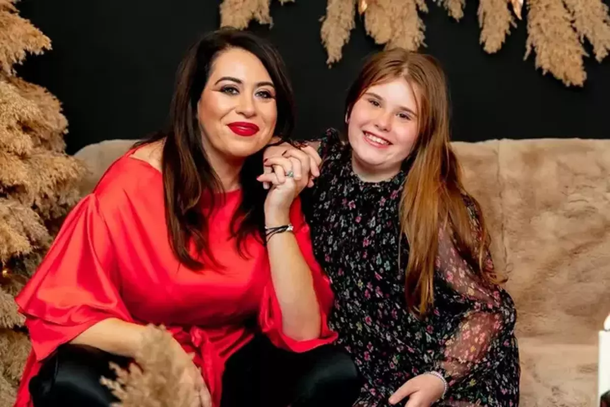 Oana Roman si-a retras fiica de la scoala privata 4