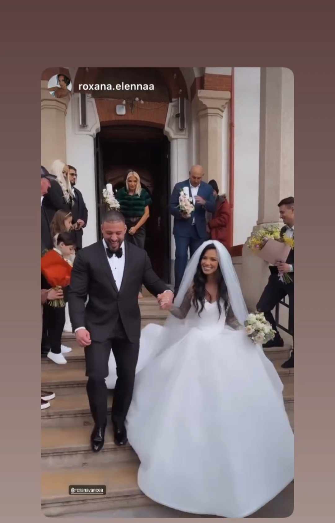 Roxana Vancea si Dragos Paiu s-au casatorit religios 14