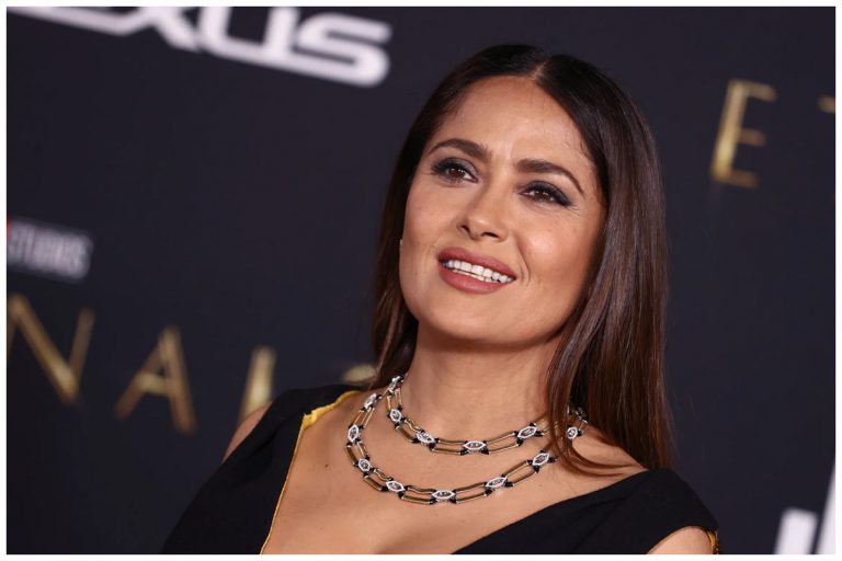 Salma Hayek, decolteu amețitor la 57 de ani. Actrița de la Hollywood a furat toate privirile cu această ipostază