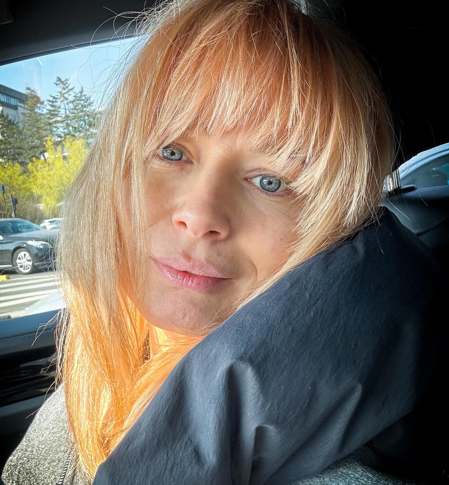 Schimbarea de look facuta de Laura Cosoi, la inceput de primavara 1