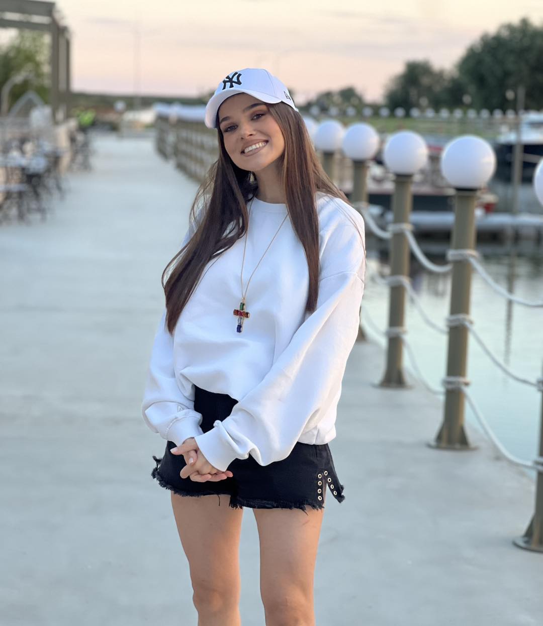 Theo Rose, aspru criticata pentru felul in care arata acum 4