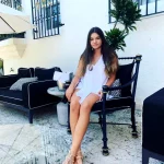 Tinuta in care a aparut fata lui Cristi Borcea pe plaja, in SUA 1