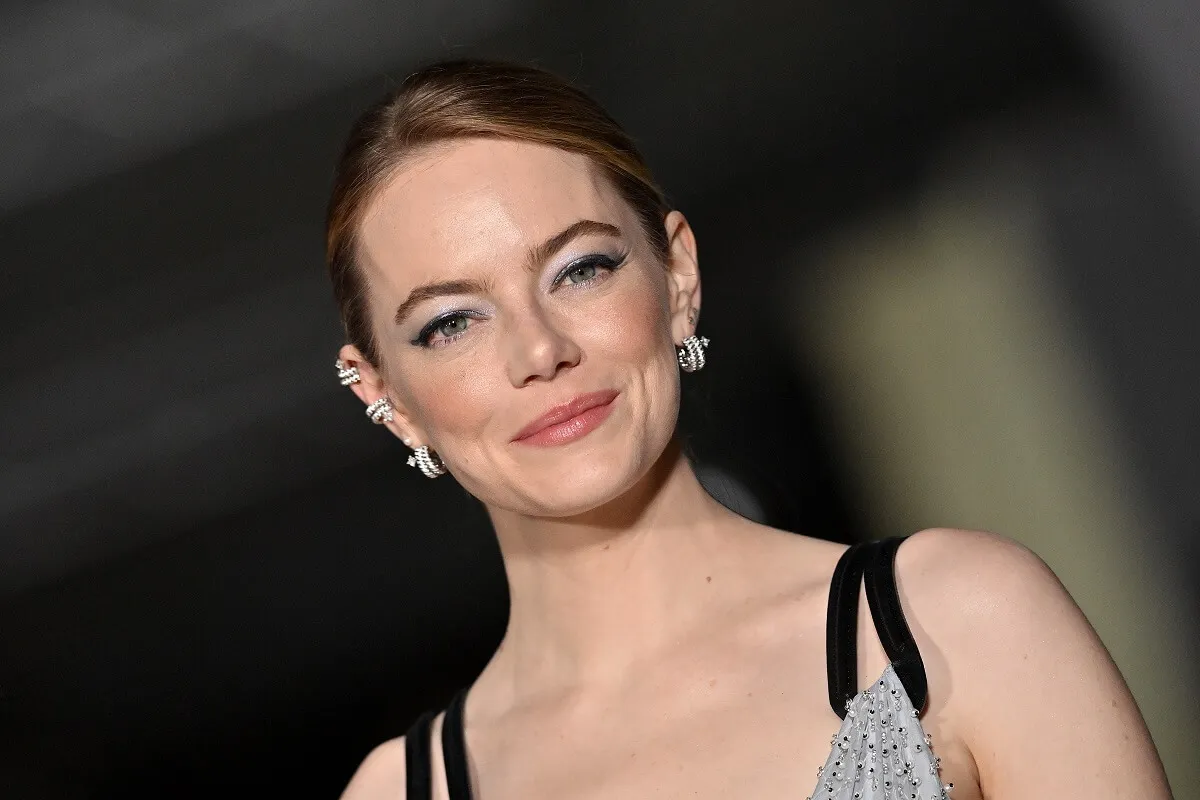 Trucul cu bicarbonat de sodiu care o ajuta pe Emma Stone sa aiba un ten fara cusur la 35 de ani 1