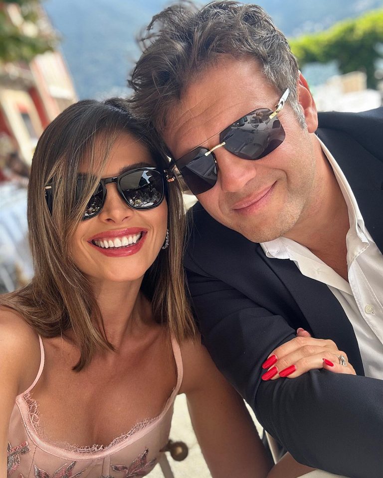 Alina Pușcaș și soțul ei, Mihai Stoenescu, fac educație financiară cu copiii lor. Cum au câștigat primii lor bani: ”S-au prins” VIDEO EXCLUSIV