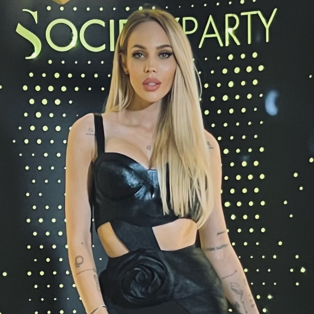 Soția fotbalistului Gabi Enache a fost colegă de platou cu celebrul actor Nicholas Cage