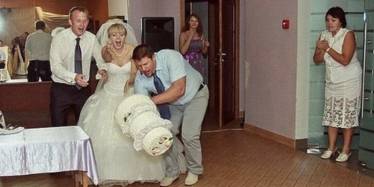 43 de fotografii surprinse cu puțin înainte de impact! O să râzi cu lacrimi GALERIE FOTO