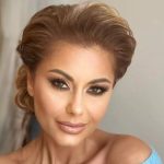 Alimentul pe care il consuma Emilia Ghinescu in fiecare dimineata pentru a se mentine intr-o forma de invidiat, la 45 de ani. Mananc cateodata cate un borcan 1