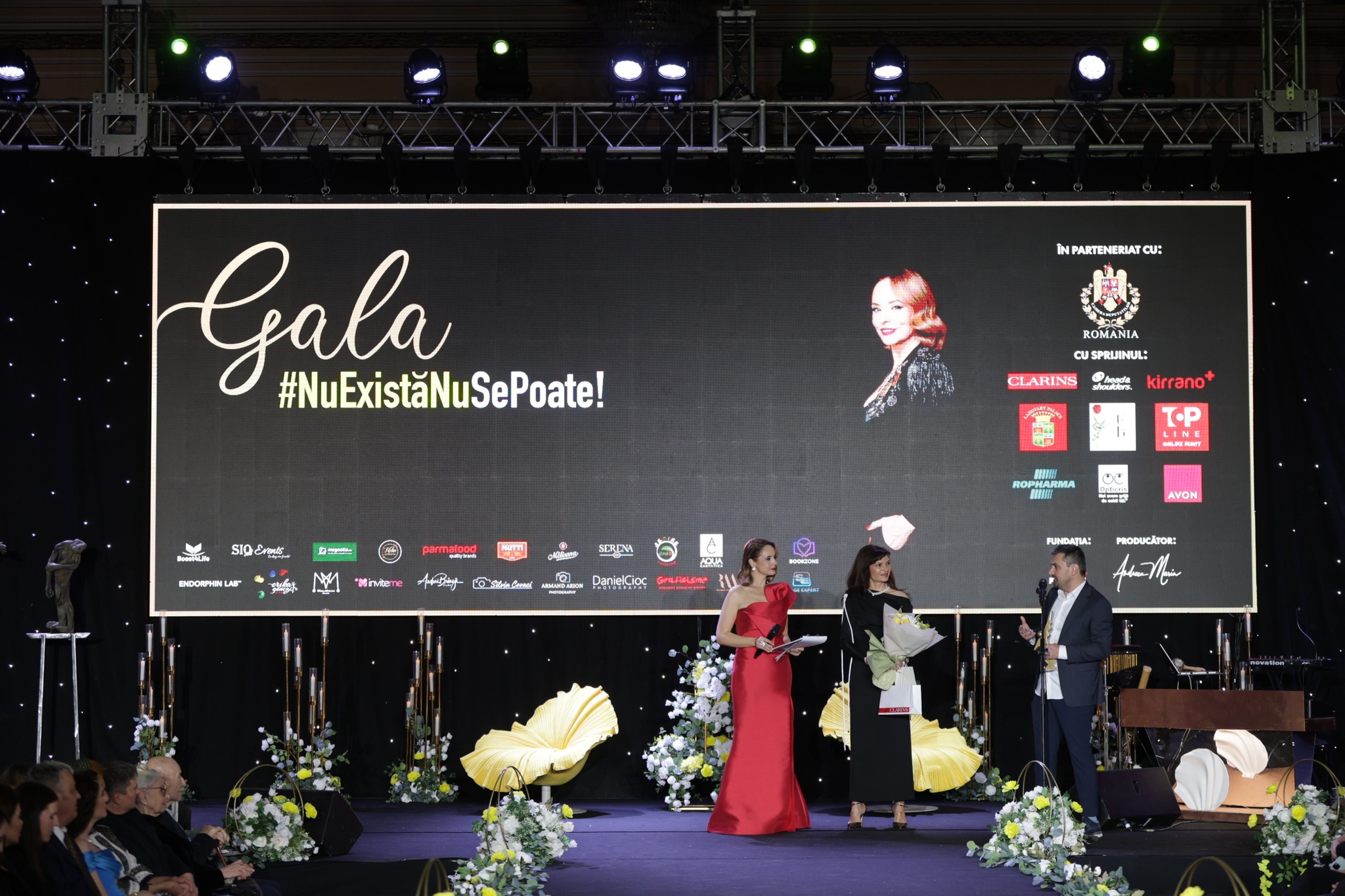 Andreea Marin si iubitul, surprinsi in ipostaze tandre la gala Nu exista nu se poate 30