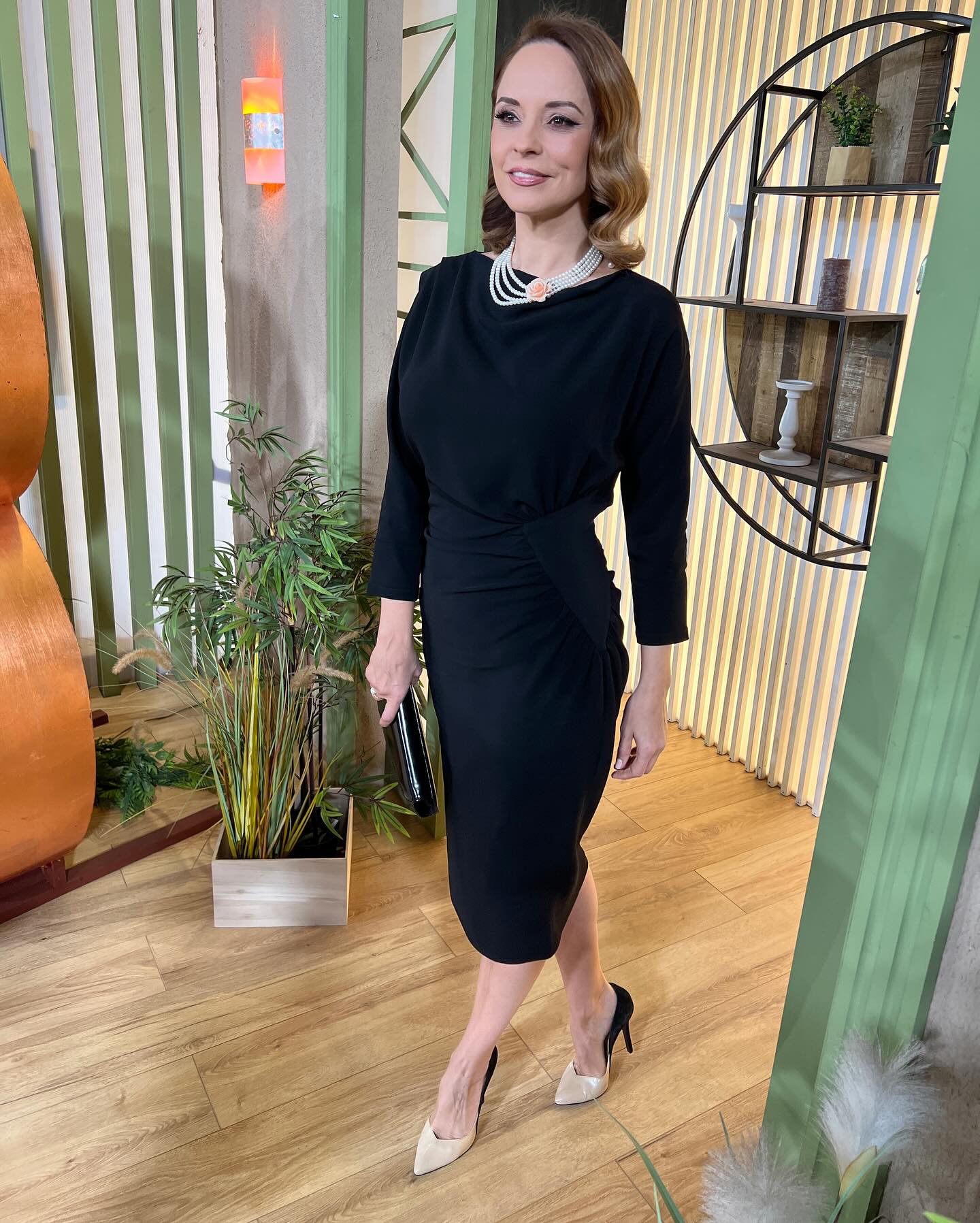 Andreea Marin, surprinsa in cada 7