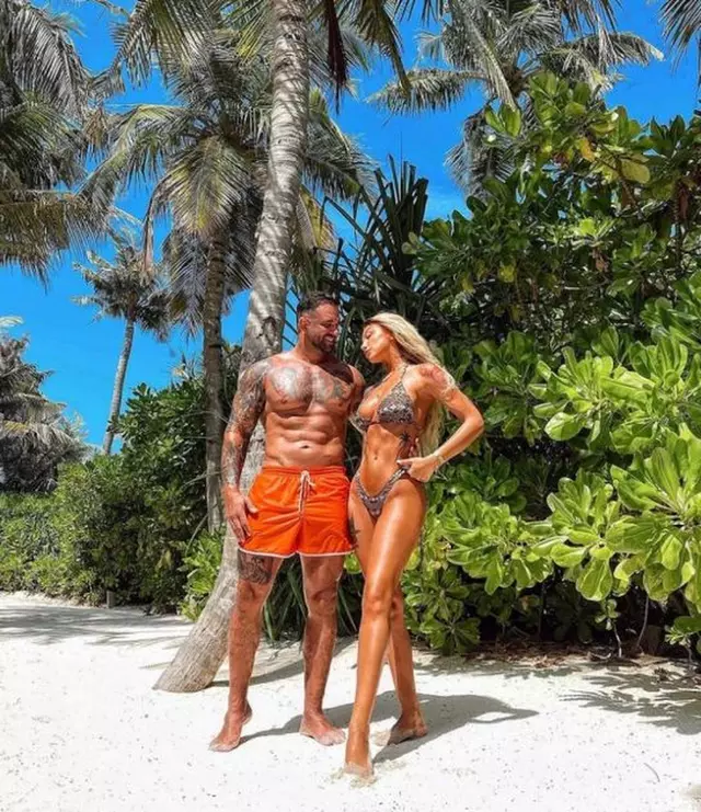 Bat clopote de nunta pentru Ema Uta si Alex Bodi 3