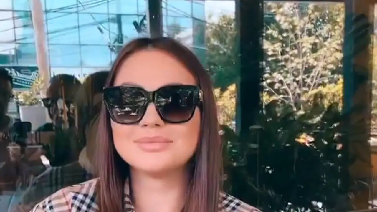 Cat de schimbata era Corina Caciuc in tinerete 12