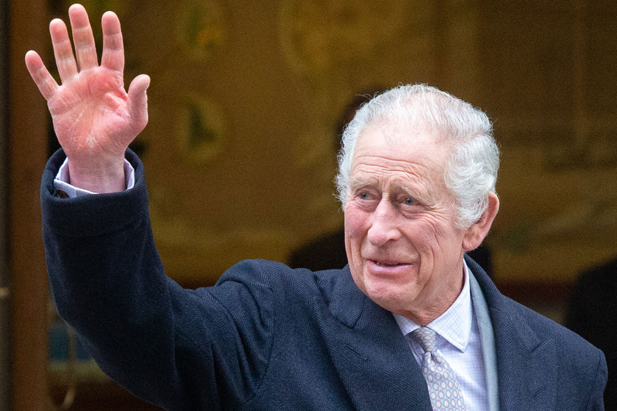 Ce nu a observat nimeni la Regele Charles, la slujba de Pastele catolic