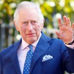 Ce nu a observat nimeni la Regele Charles, la slujba de Pastele catolic. Gestul subtil care arata cum se simte, de fapt