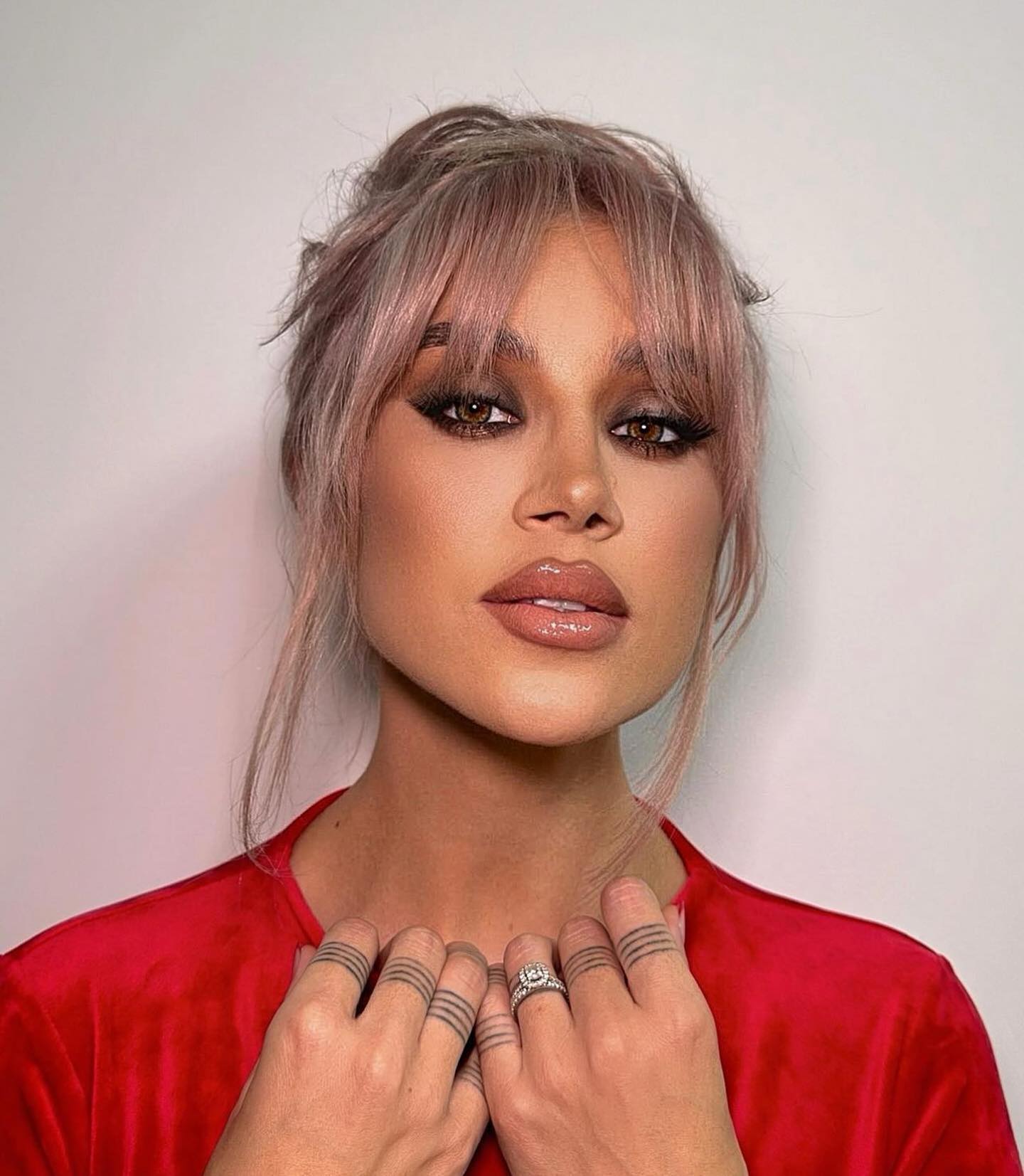 Ce operatii estetice are Alina Ceusan 26