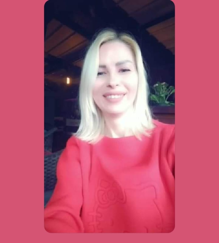 Cine este Elena Valentina Cioanca, blonda cu care se afiseaza Silvestru Sosoaca 4