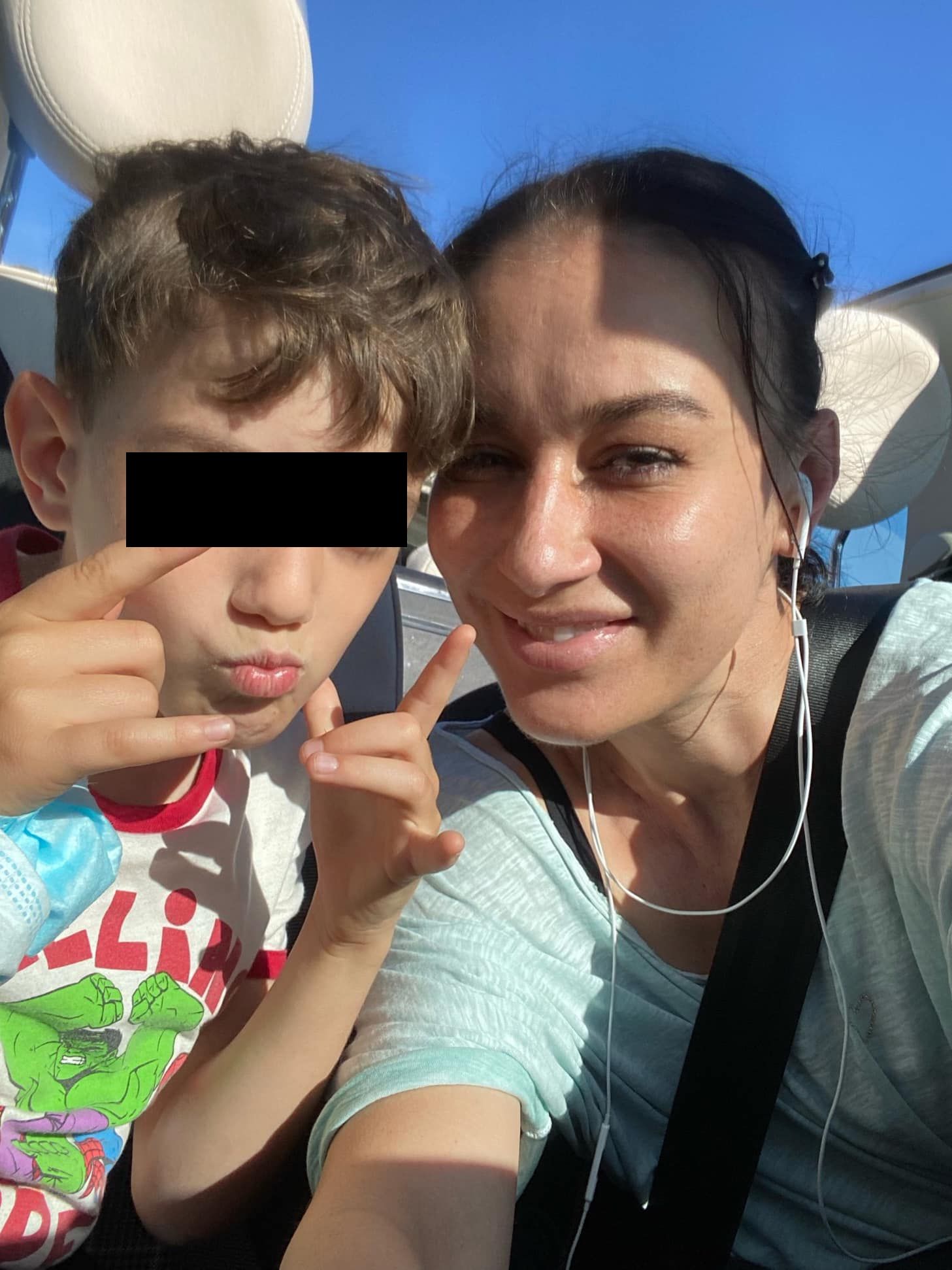 Cu ce se ocupa si cum arata acum Raluca Sandu, fiica fostului presedinte al FRF, Mircea Sandu 14