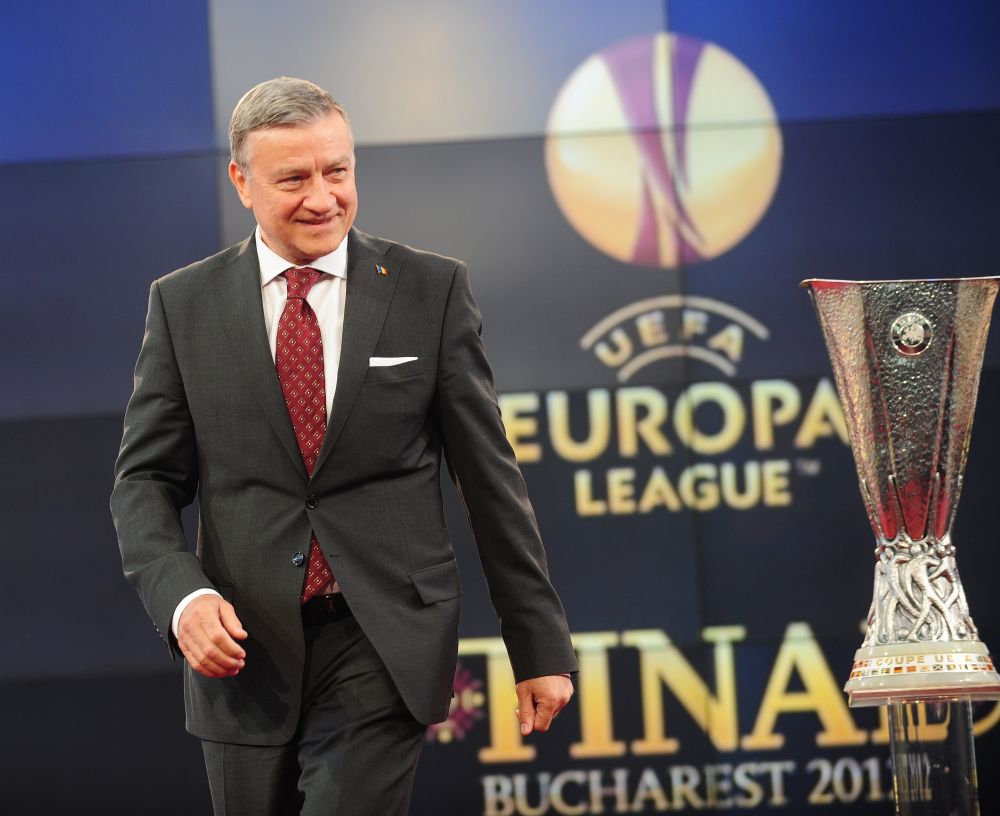 Cu ce se ocupa si cum arata acum Raluca Sandu, fiica fostului presedinte al FRF, Mircea Sandu 26