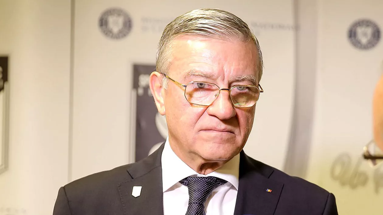 Cu ce se ocupa si cum arata acum Raluca Sandu, fiica fostului presedinte al FRF, Mircea Sandu 28