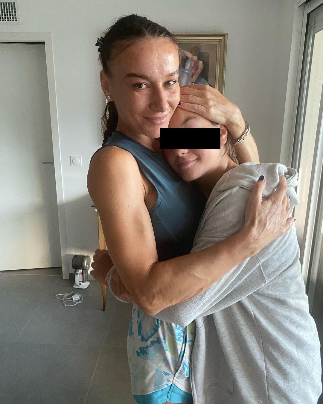 Cu ce se ocupa si cum arata acum Raluca Sandu, fiica fostului presedinte al FRF, Mircea Sandu 4