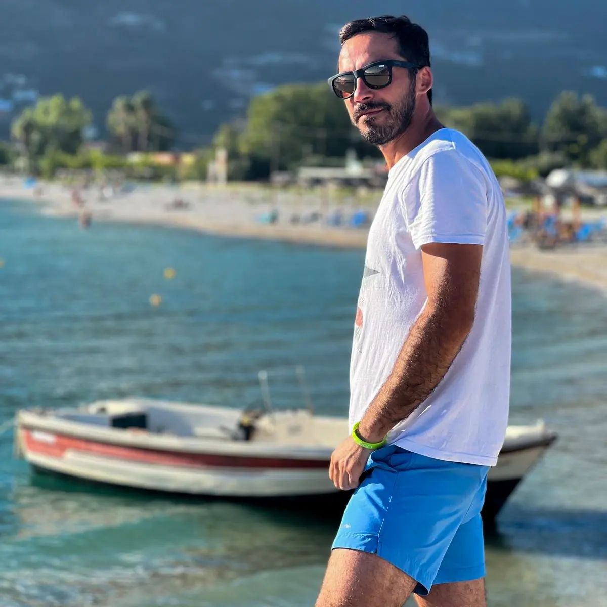 Cum arata Petrisor Ruge, in urma cu 16 ani, cand a inceput sa lucreze cu Andreea Balan 19