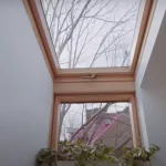 Cum arată mansarda in care locuieste Amalia Enache 9