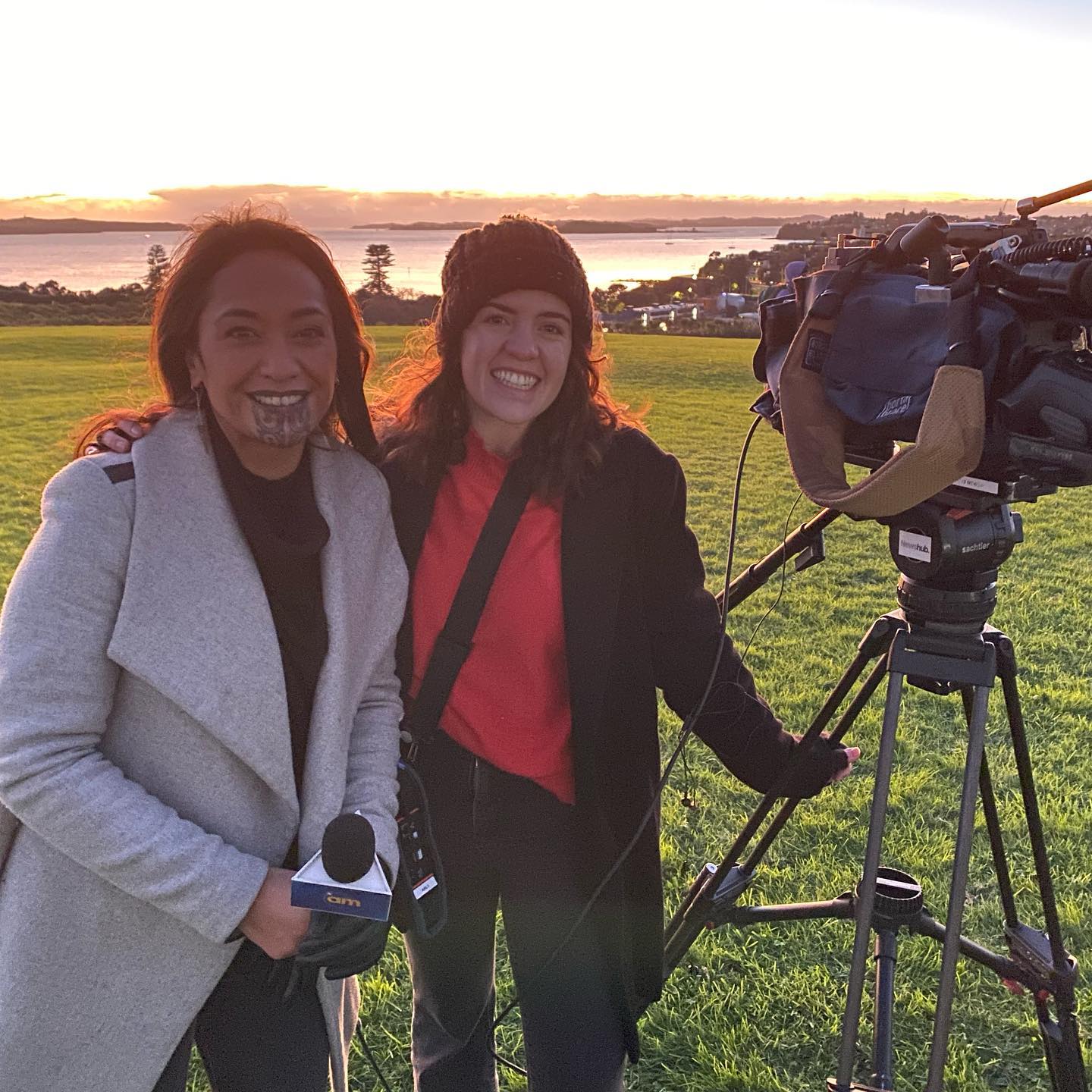 Cum arata prima prezentatoare TV din lume cu tatuaj facial 10