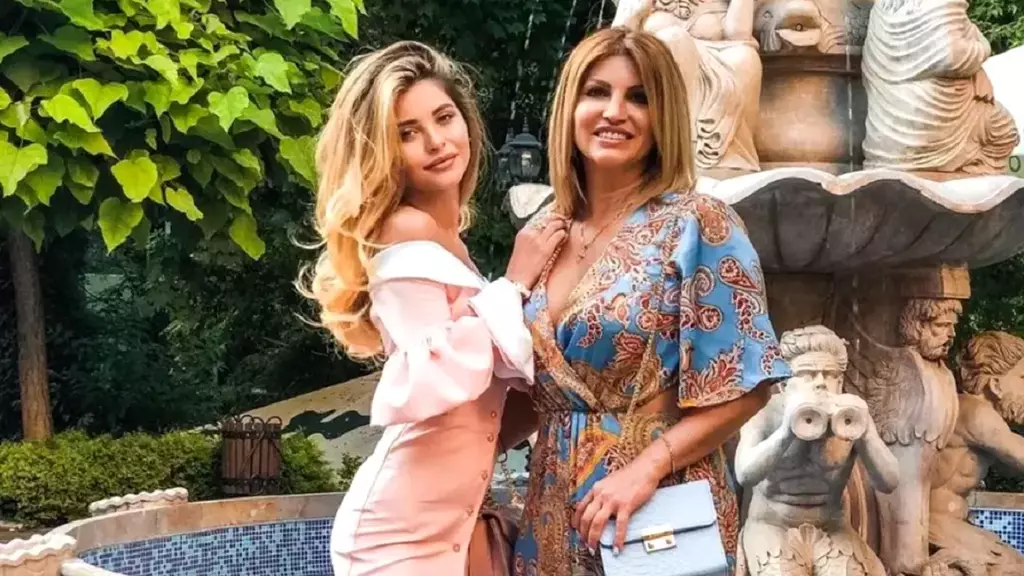 De ce a rupt Valeria Lungu legatura cu mama ei 5