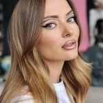 Delia, umilita pe Internet dupa ce s-a pozat nemachiata 10