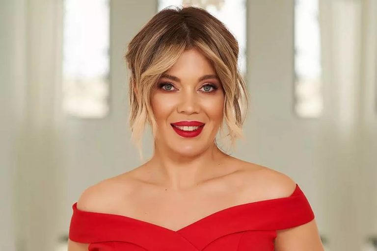 Din ce își câștiga Gina Pistol banii în adolescență. A fost nevoită să se angajeze încă de la 17 ani