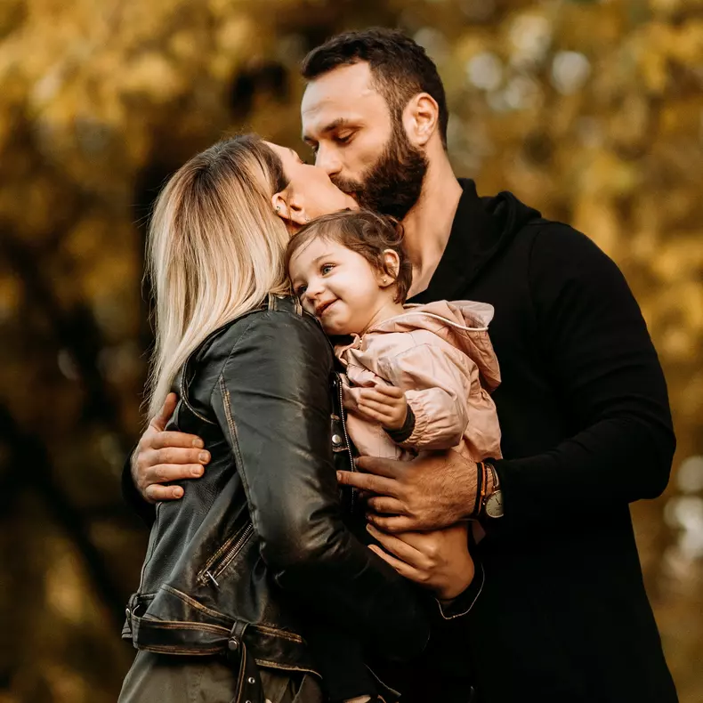 Feli Donose iubeste din nou, dupa divortul de tatal fetitei ei 6