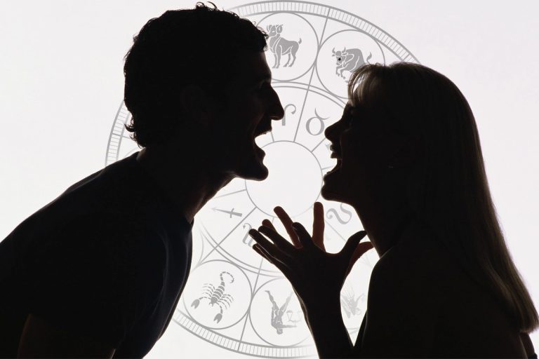 Horoscop zilnic 22 aprilie 2024. Tensiuni la locul de muncă pentru acești nativi. Încep săptămâna cu stângul