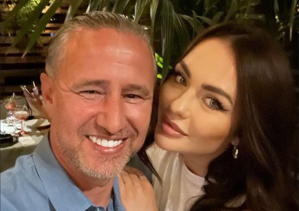 Imagine emotionanta cu fiul cel mic al lui Laurentiu Reghecampf si al Corinei Caciuc 10