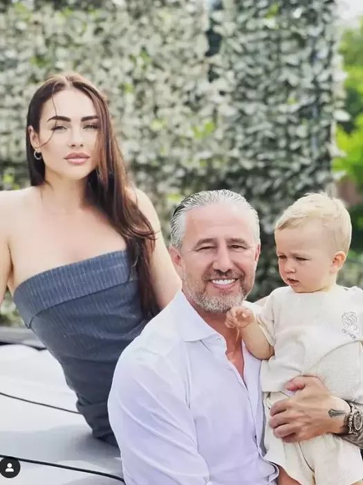 Imagine emotionanta cu fiul cel mic al lui Laurentiu Reghecampf si al Corinei Caciuc 4