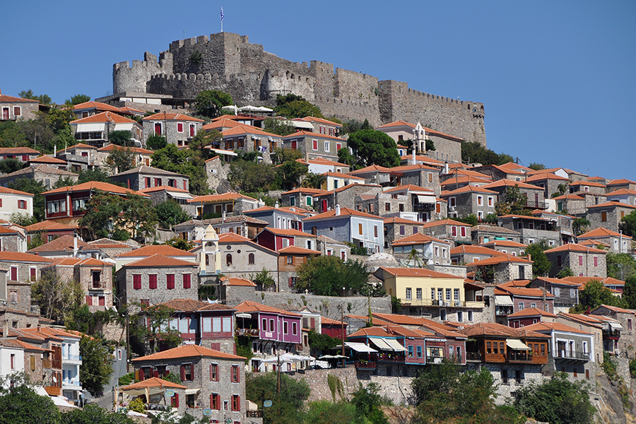 Insula superba din Grecia unde milioane de romani vor sa ajunga 6