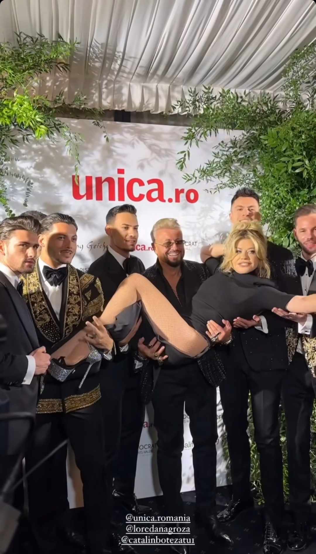 Loredana Groza, aparitie provocatoare la un eveniment monden 1