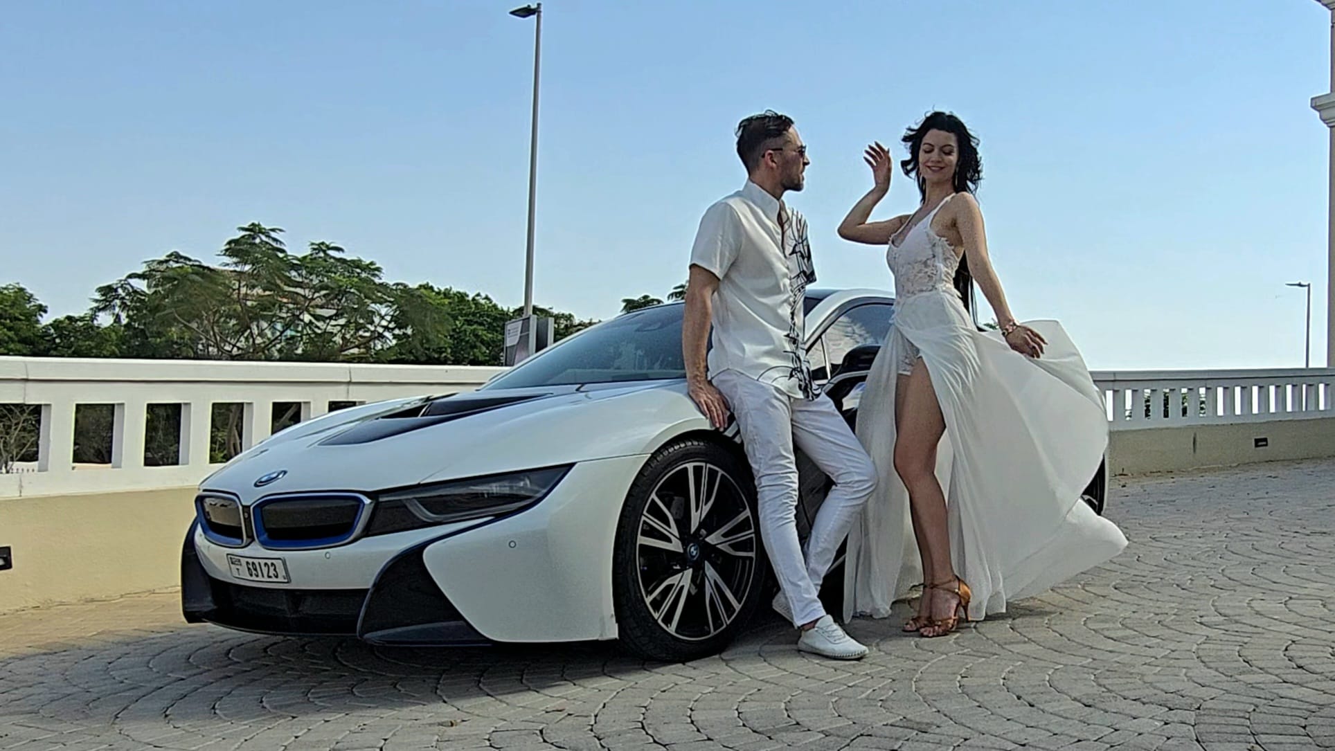 Magdalena Chihaia, răsfățată ca o regină de Dinu Maxer. Cum s-au pozat cei doi iubiți: “Așa i-am împlinit prima dorință de ziua ei” FOTO