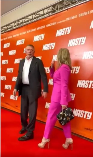 Nadia Comaneci ravisanta la evenimentul de lansare al filmului lui Ilie Nastase 3