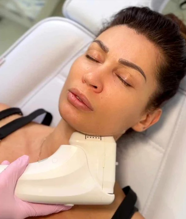 Nicoleta Luciu, o noua vizita la medicul estetician