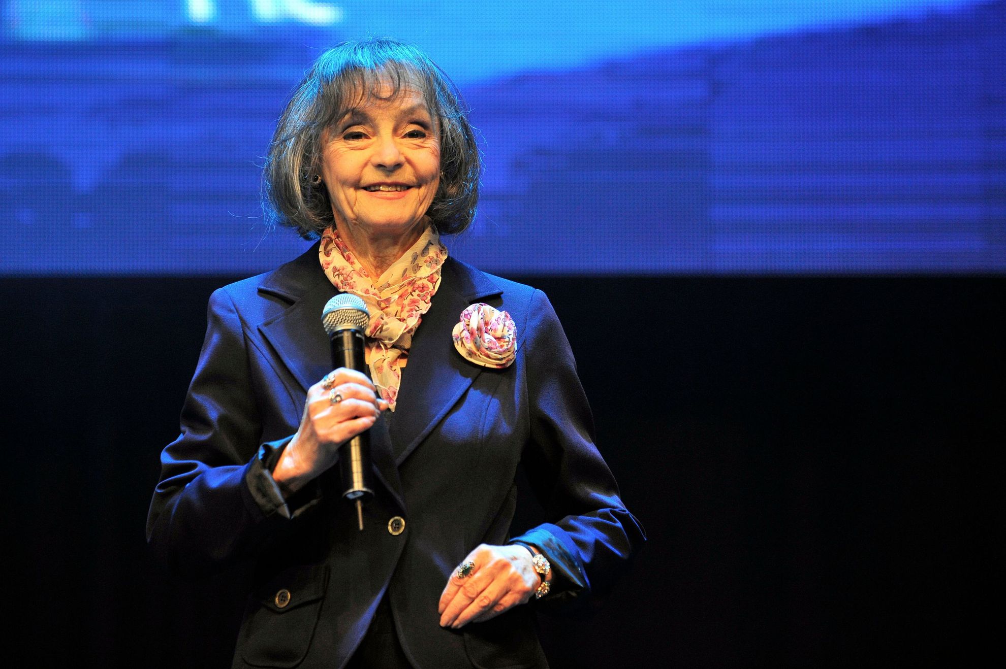 Povestea nespusa din spatele melodiei ”Si afara ploua, ploua” 3