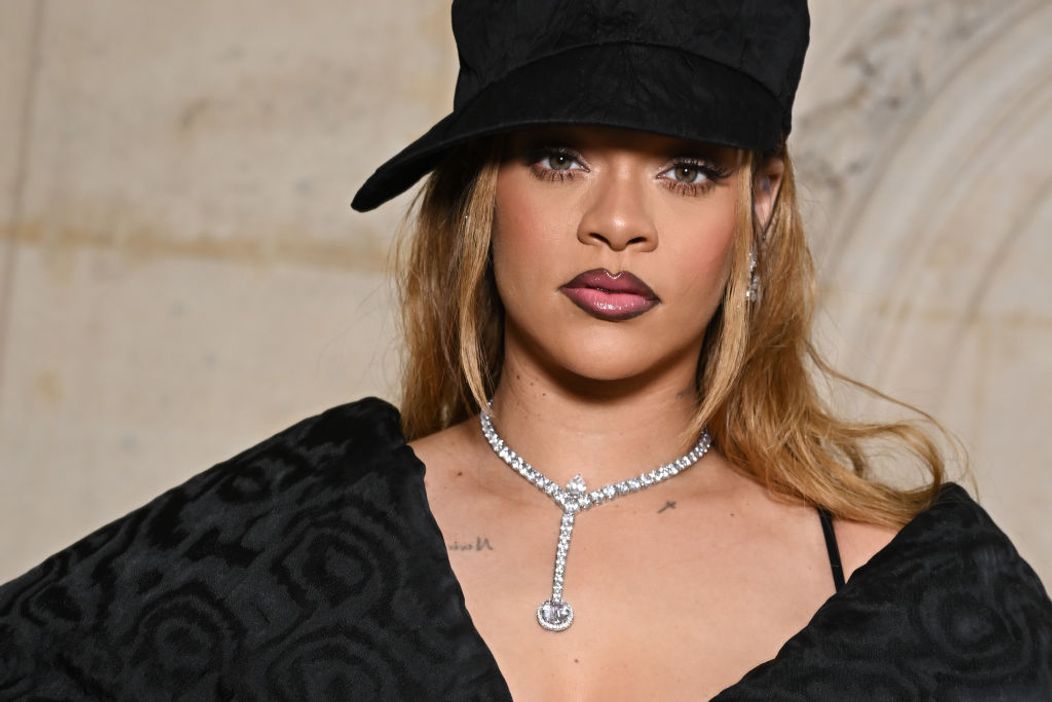 Rihanna, aparitie rara pe internet 7