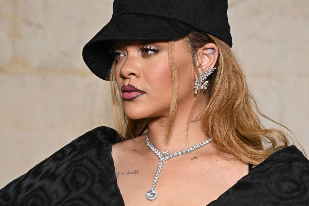 Rihanna, aparitie rara pe internet 8