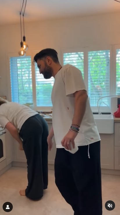 Smiley secretul unei relatii fericite cu Gina Pistol 1