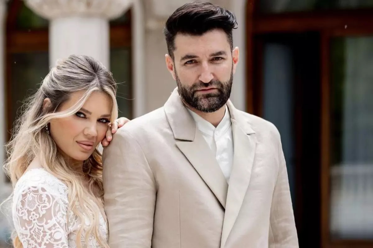 Smiley secretul unei relatii fericite cu Gina Pistol